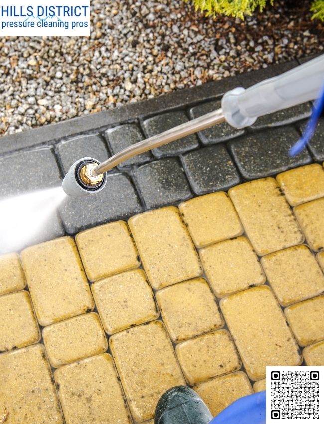 How does Hills District Pressure Cleaning Pros ensure customer satisfaction?